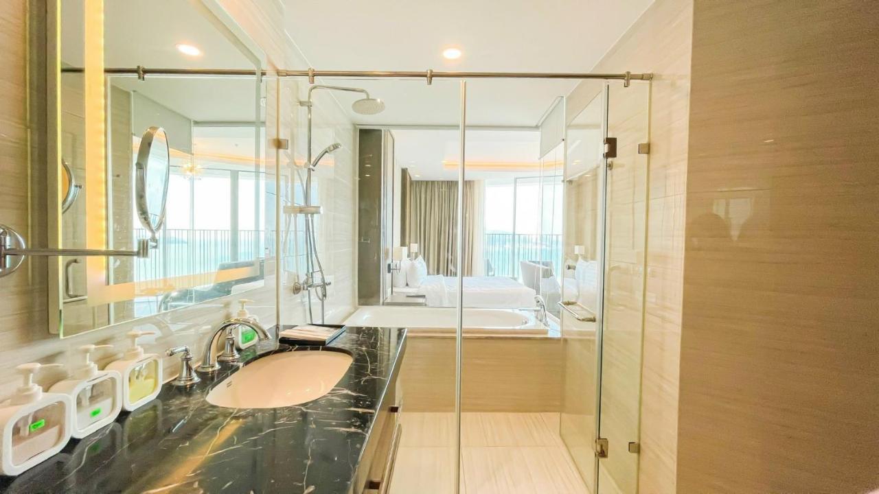 Rollton Ocean View Apartment Nha Trang Exteriér fotografie